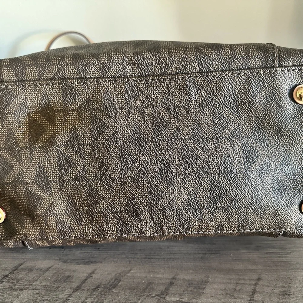 ✨ Michael Kors Signature Logo Tote Bag ✨